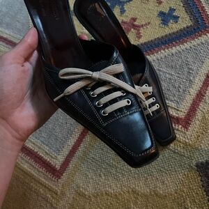 Donald J Pliner Black Heels